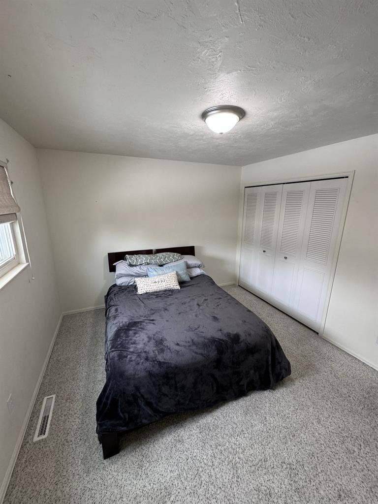 Single bedroom