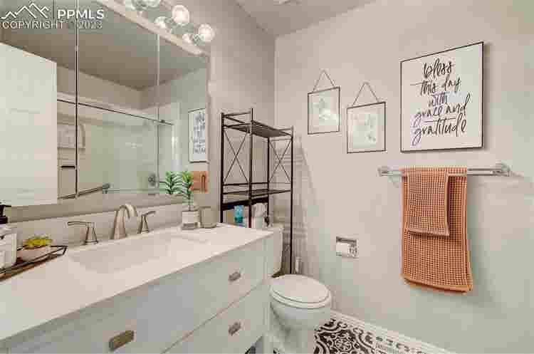 Single bedroom
