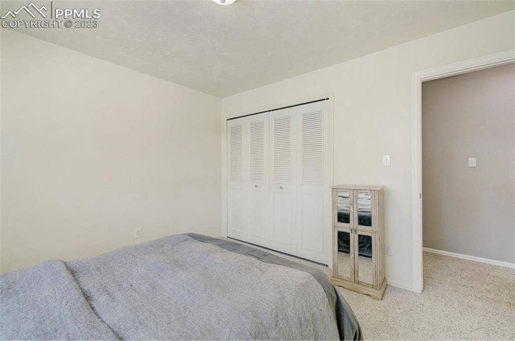 Single bedroom