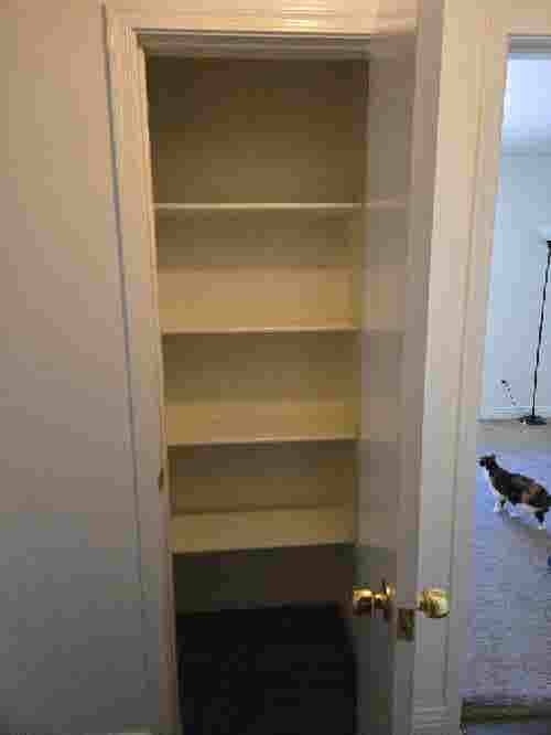 Roommate needed in b townhome