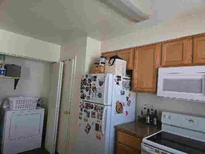 Roommate needed in b townhome