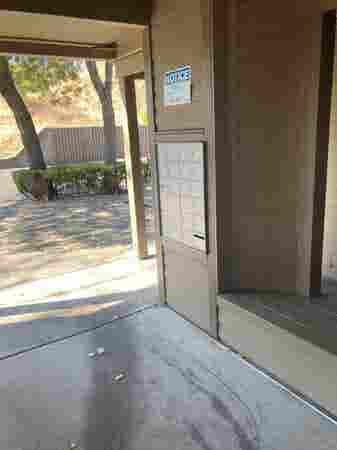 Larkspur Courts