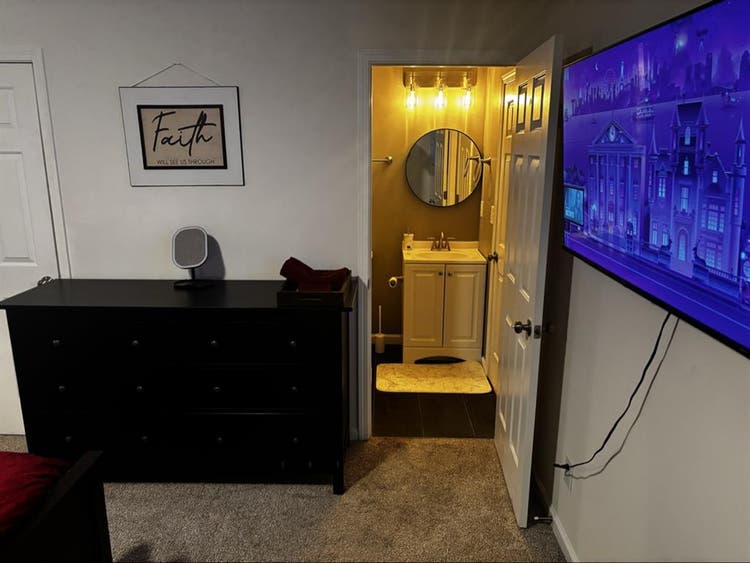 Clean and quiet room