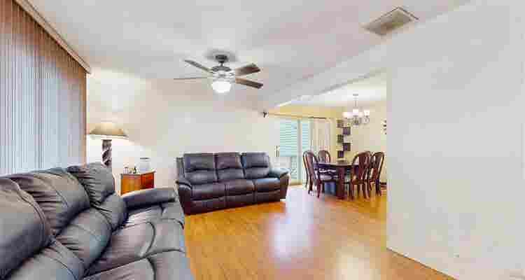 Private room for rent