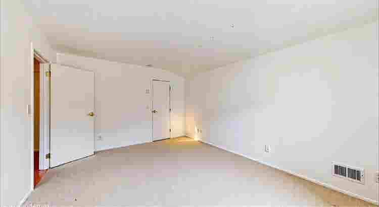 Private room for rent