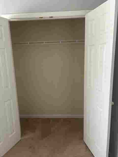 $br - ROOM FOR RENT