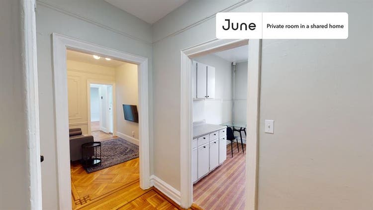 2 BR in New York City