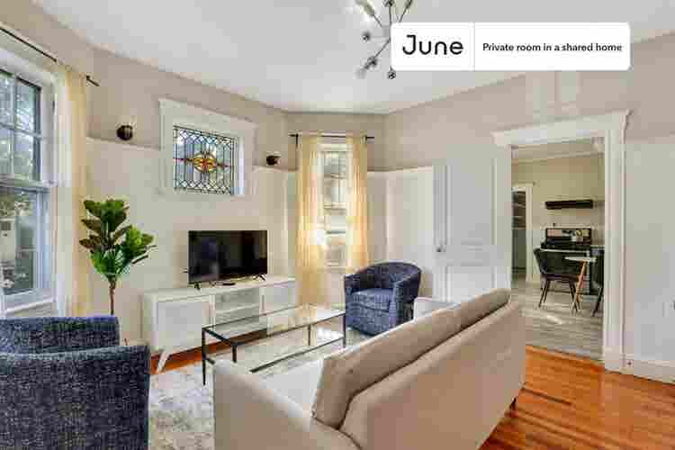 4 BR in Boston