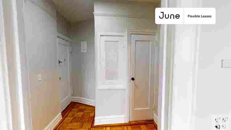 2 BR in New York City