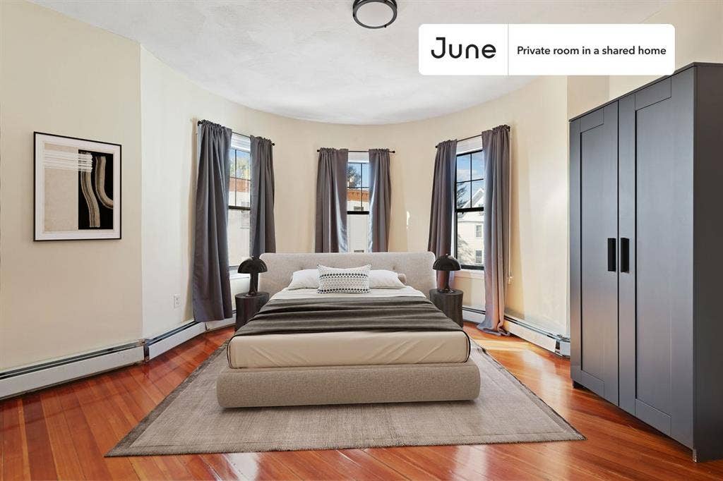 4 BR in Boston