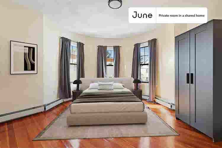 4 BR in Boston