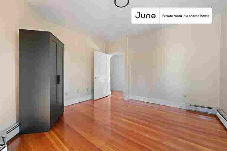4 BR in Boston
