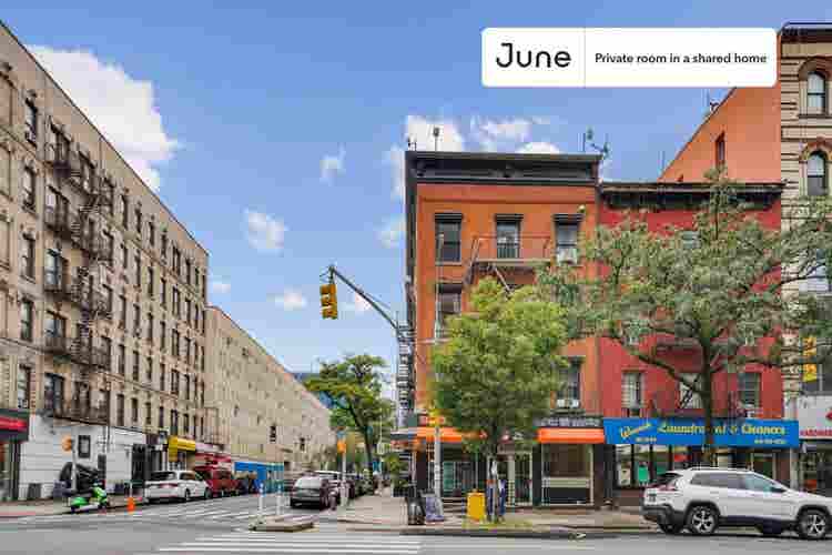 2 BR in New York City