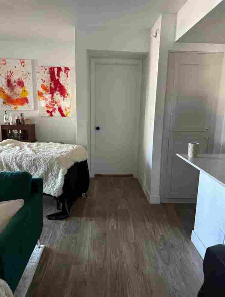 Room for rent in quiet space