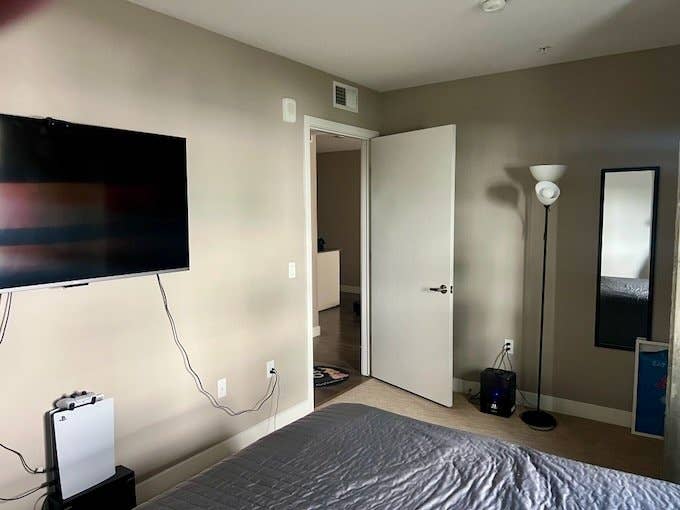 Furnished Private Room in Hollywood