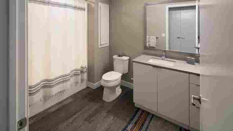 Furnished Private Room in Hollywood