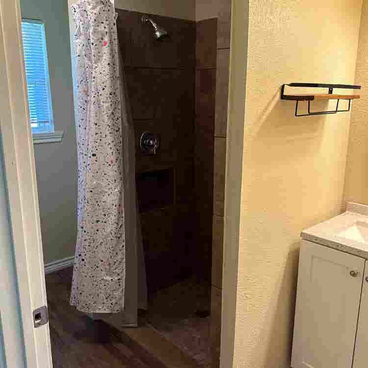 Fully furnished Efficiency