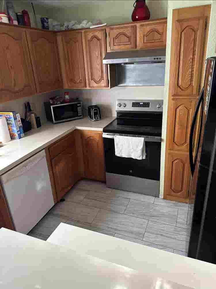 Room for rent w/closet