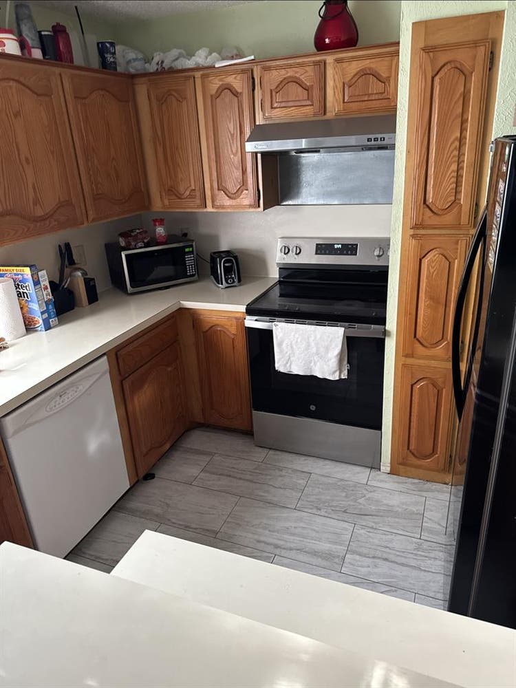 Room for rent w/closet