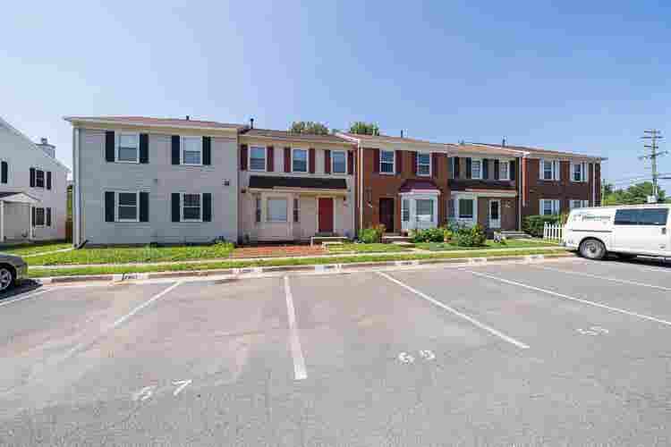 Spacious TH at Excellent Location