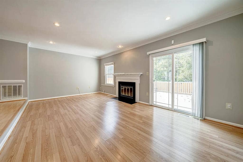 Spacious TH at Excellent Location