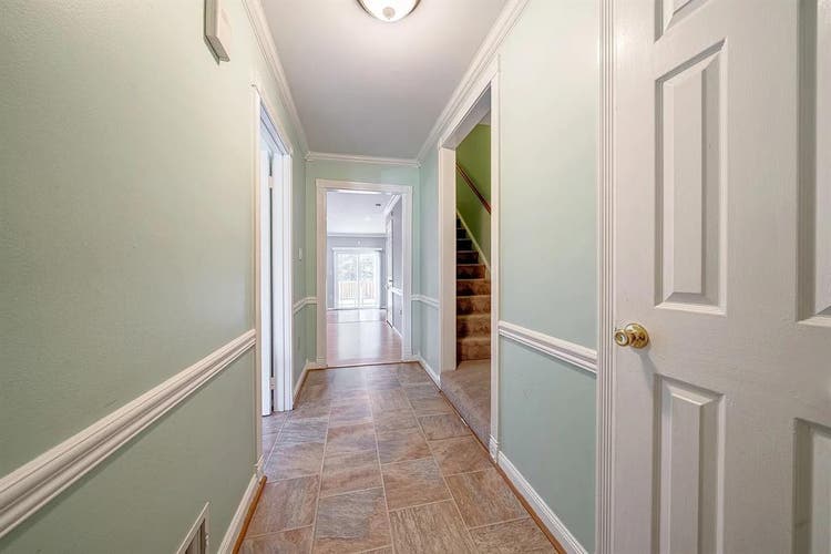 Spacious TH at Excellent Location