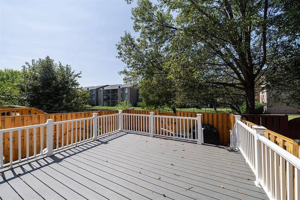 Spacious TH at Excellent Location