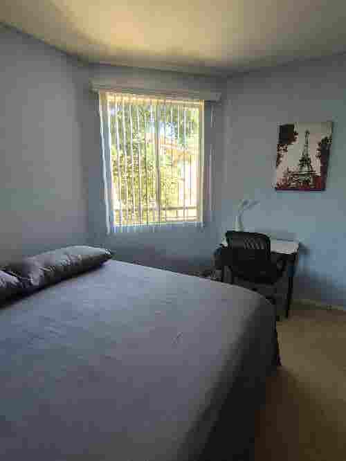 Private room for Rent