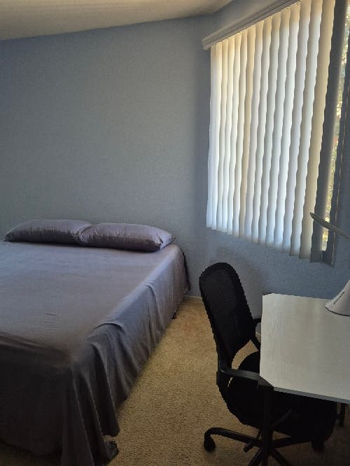Private room for Rent