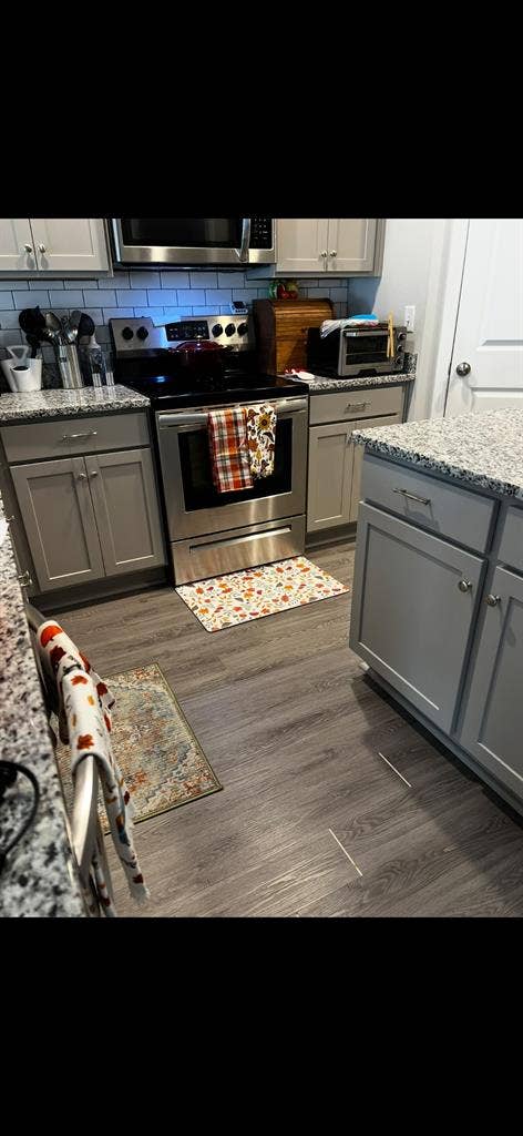 Room available in quiet home