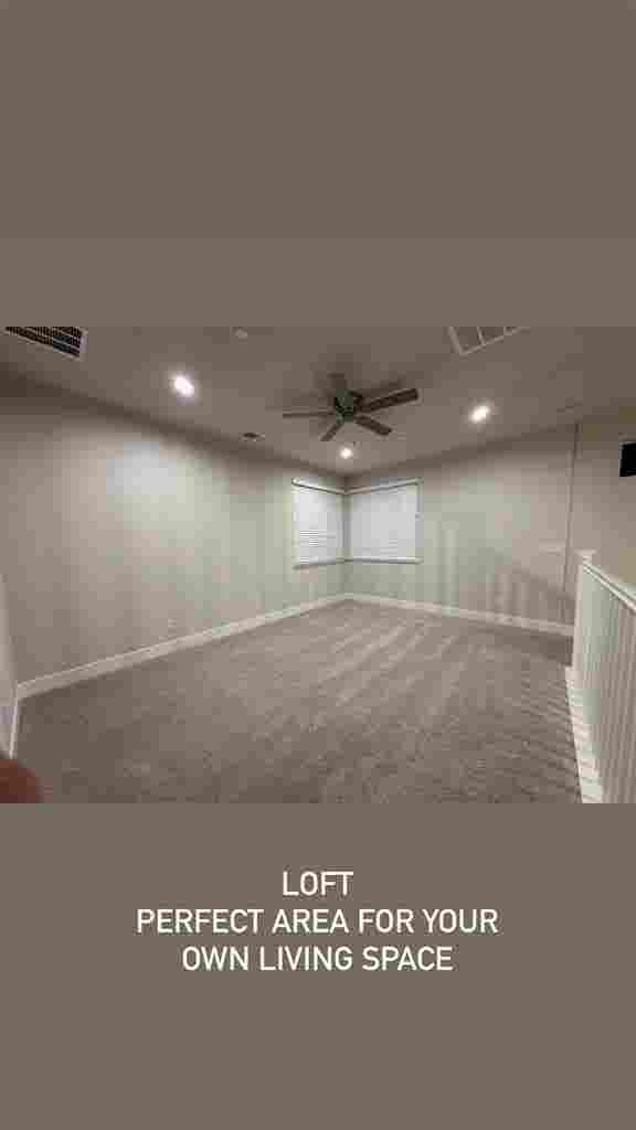 Private Upstairs Suite, Modern Home