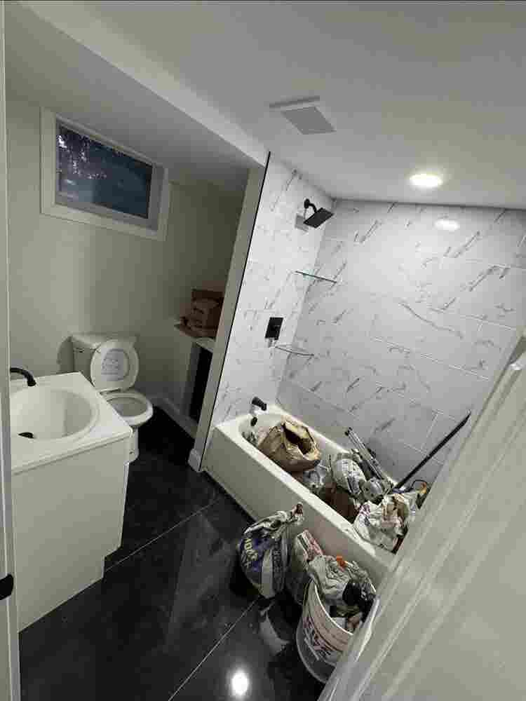 Lakeside Basement Apartment