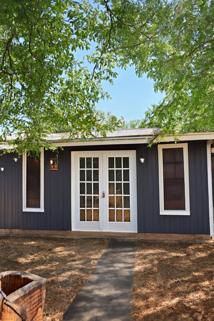 Cozy Room near Downtown Austin