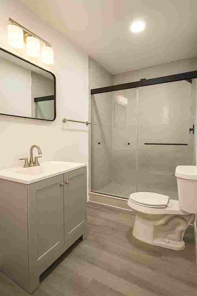 Private Room in North Austin