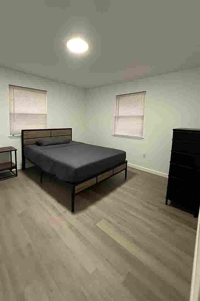 Private Room in North Austin