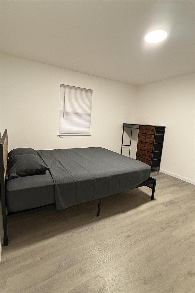 Private Room in North Austin