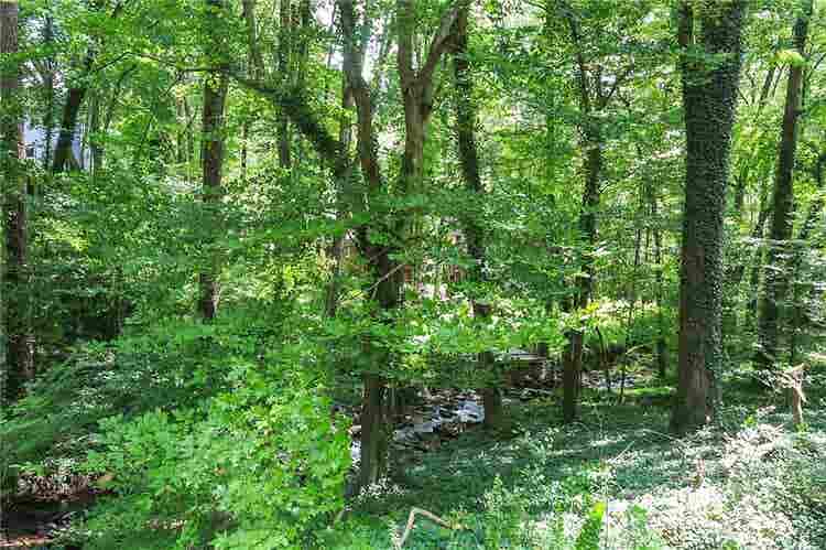 5 BR in Marietta