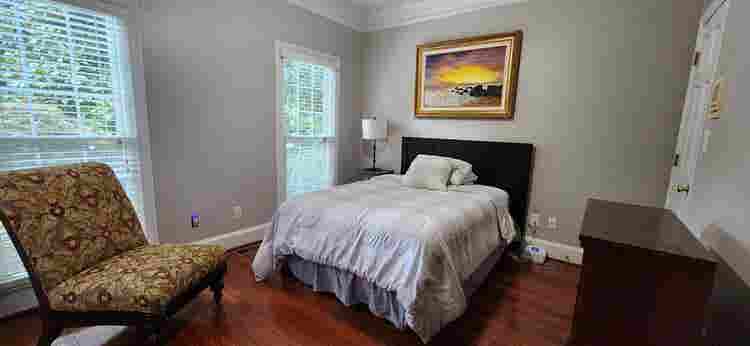5 BR in Marietta