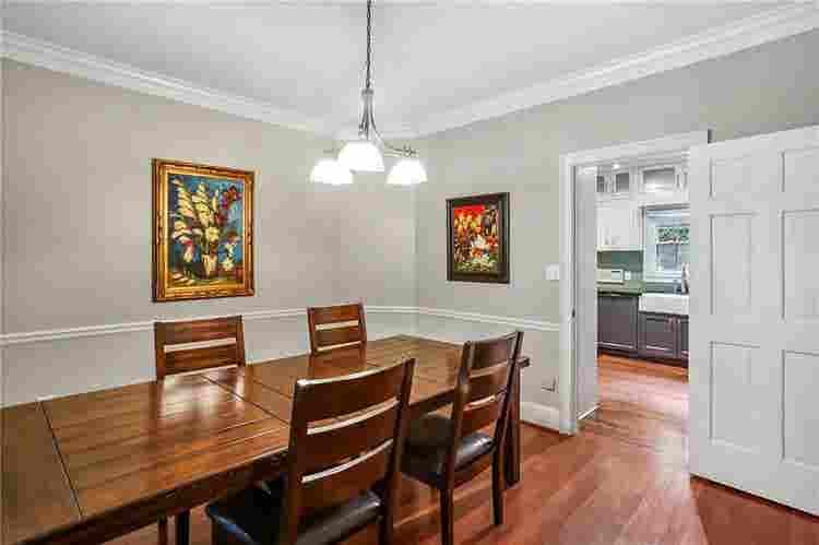 5 BR in Marietta