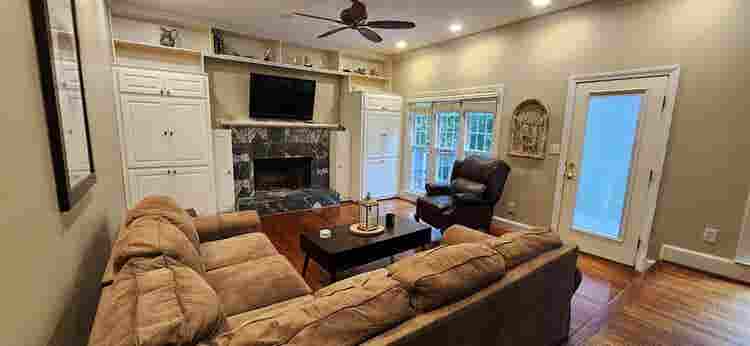 5 BR in Marietta