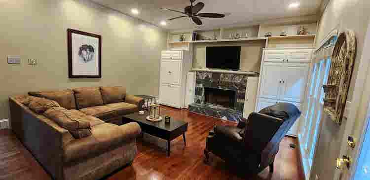 5 BR in Marietta
