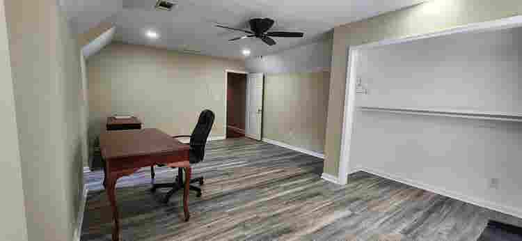 5 BR in Marietta