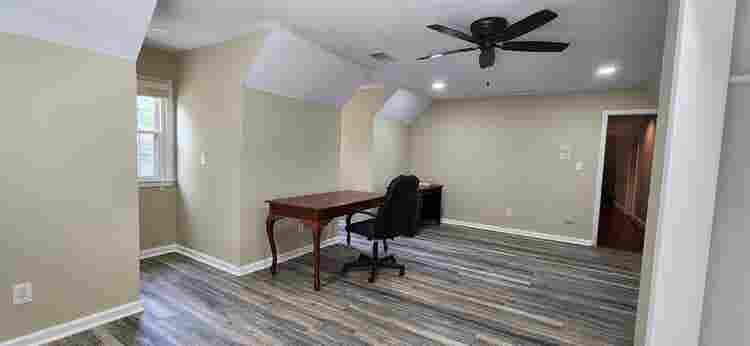 5 BR in Marietta