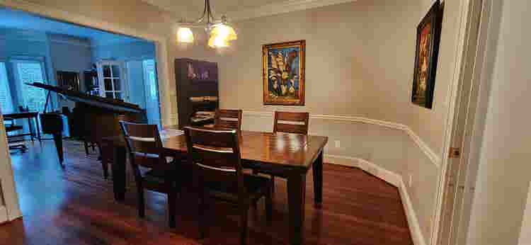 5 BR in Marietta