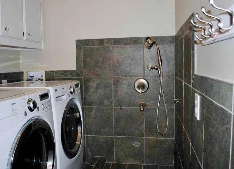 5 BR in Marietta