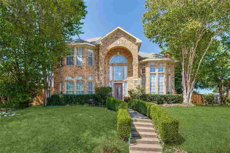 3 BR in Rowlett