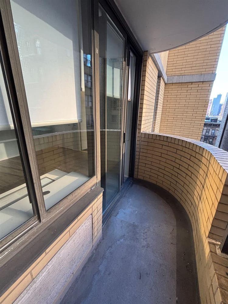 🌸Furnished Room w PrivateBalcony🌸