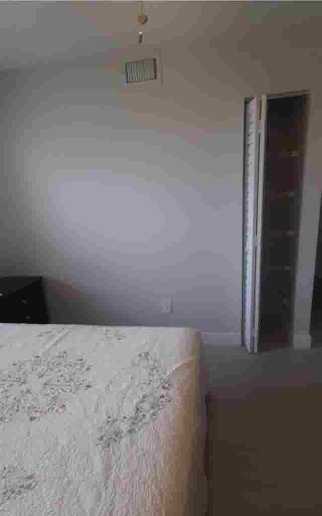 Cozy Furnished Room for Rent 