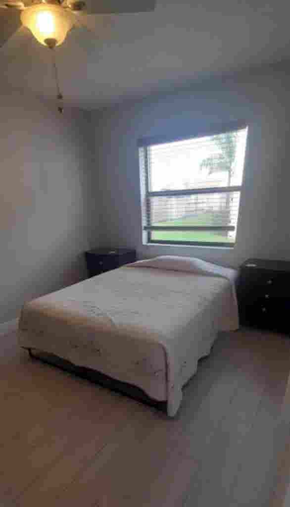 Cozy Furnished Room for Rent 
