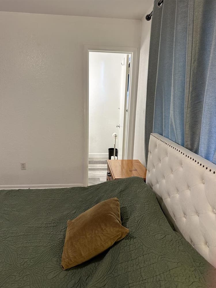 Room & private half bath for rent